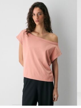 Aritzia off the shoulder t-shirt